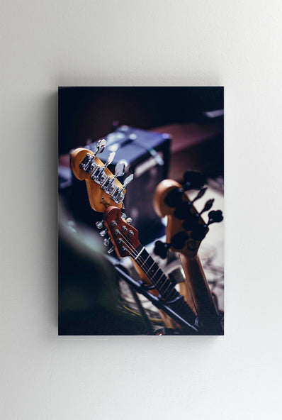 Tablou Canvas - Detaliu contre jour cu capete de chitara