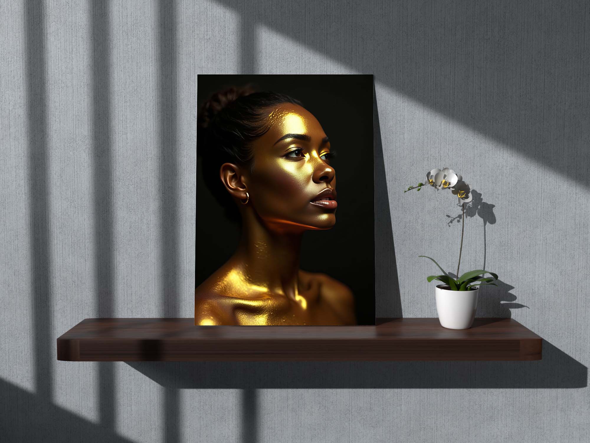 Tablou Canvas -  Femeia aurita caucasian cu ochi caprui si buze perfecte