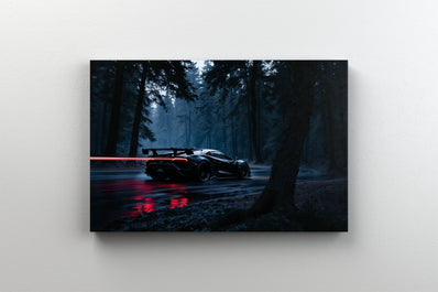 Tablou Canvas - Supermasina cinematic in padure