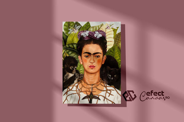 Tablou Canvas - Frida Kahlo - Self-Portrait with Thorn Necklace and Hummingbird